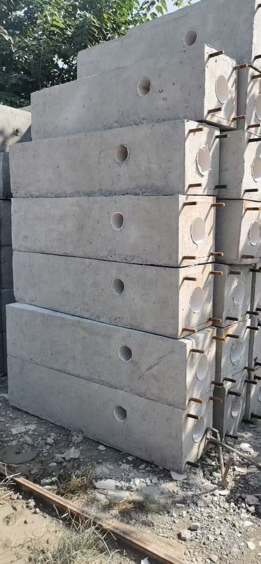 石家庄光伏水泥墩